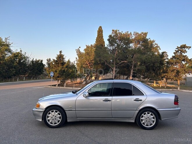 Mercedes C 240 1999, 355,000 km - 2.4 l - Bakı
