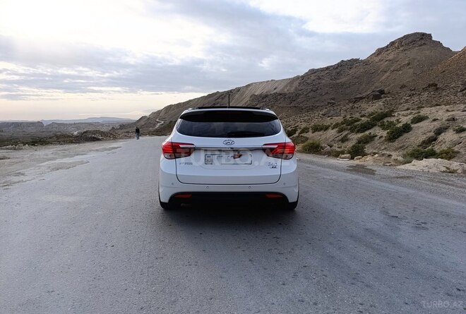 Hyundai i40 2013, 245,000 km - 2.0 l - Bakı