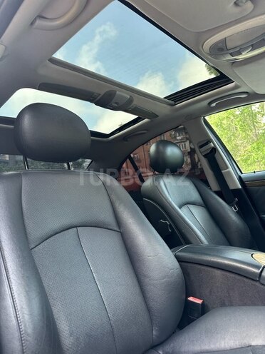 Mercedes E 320 2002, 269,500 km - 3.2 l - Bakı