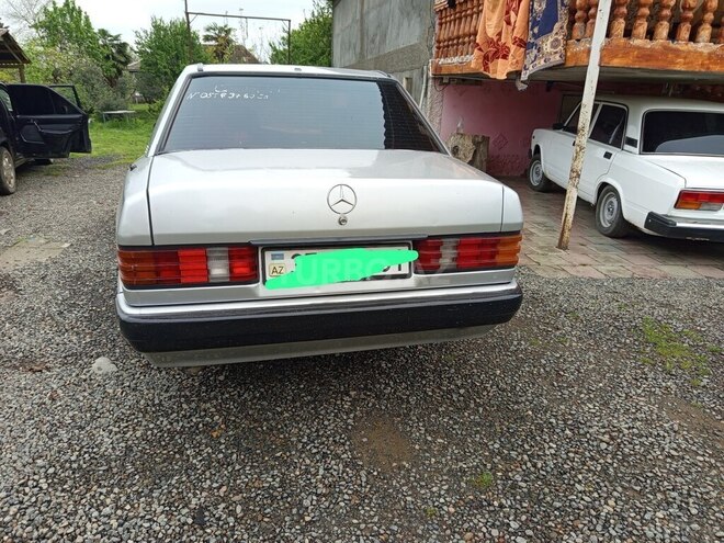 Mercedes 190 1992, 380,000 km - 1.8 l - Lənkəran