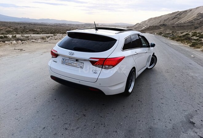Hyundai i40 2013, 245,000 km - 2.0 l - Bakı