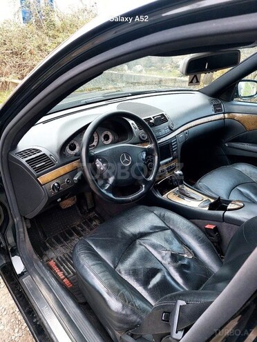 Mercedes E 220 d 2005, 400,000 km - 2.2 l - Bakı