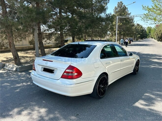 Mercedes E 240 2005, 297,000 km - 2.4 l - Bakı