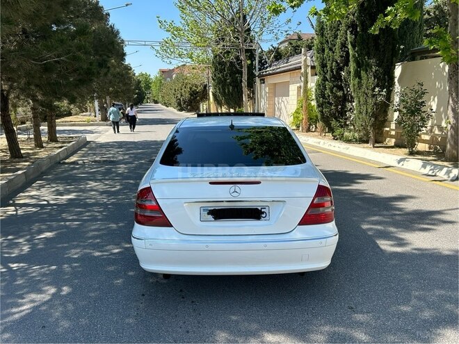 Mercedes E 240 2005, 297,000 km - 2.4 l - Bakı