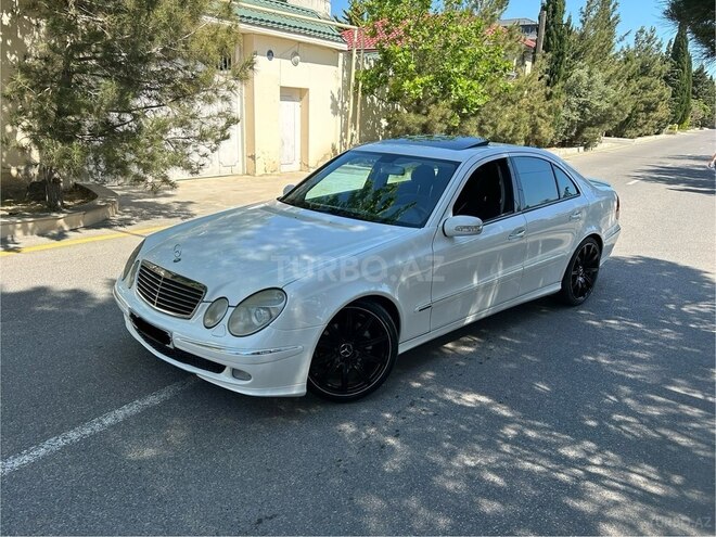 Mercedes E 240 2005, 297,000 km - 2.4 l - Bakı