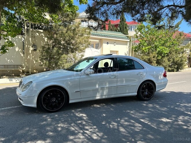 Mercedes E 240 2005, 297,000 km - 2.4 l - Bakı