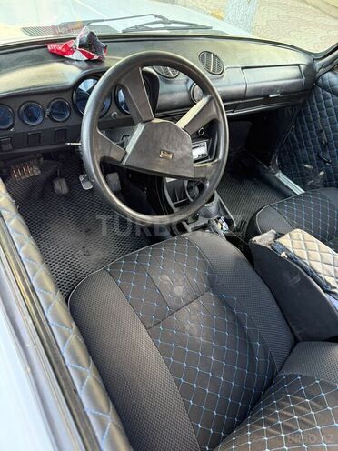 LADA (VAZ) 2106 1984, 26,000 km - 1.6 l - Qazax
