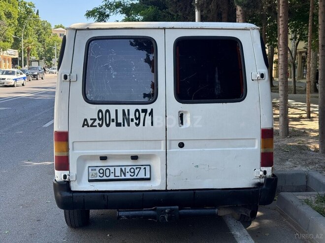 Ford Transit 1999, 450,000 km - 2.5 l - Mingəçevir