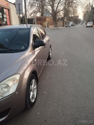 Kia Ceed 2007, 268,337 km - 1.4 l - Gəncə