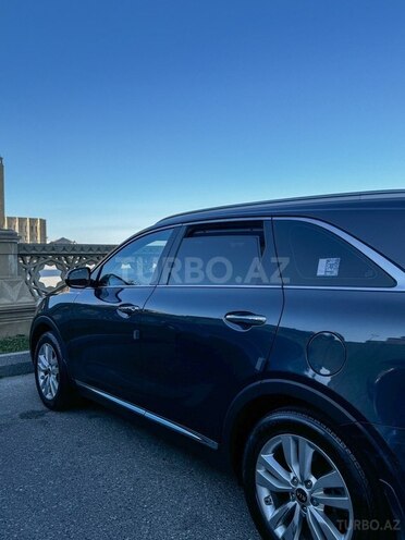 Kia Sorento-5