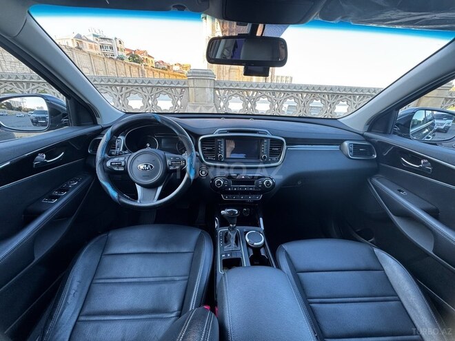 Kia Sorento-11