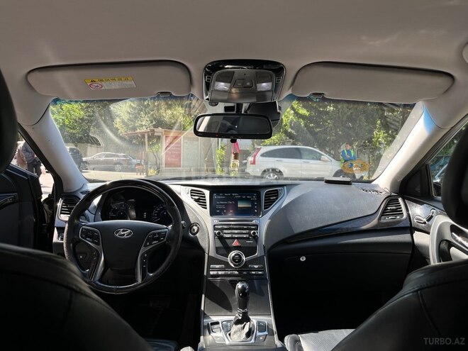 Hyundai Grandeur 2015, 240,000 km - 2.2 л - Bakı