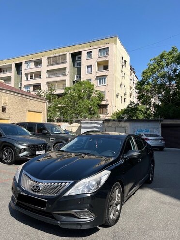 Hyundai Grandeur 2015, 240,000 km - 2.2 л - Bakı