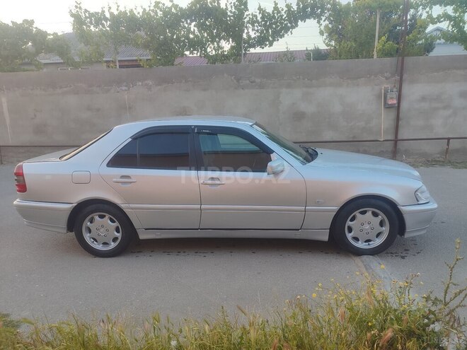 Mercedes C 180 1994, 235,523 km - 1.8 л - Bakı