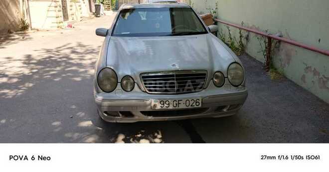 Mercedes E 240 2000, 394,000 km - 2.6 l - Bakı