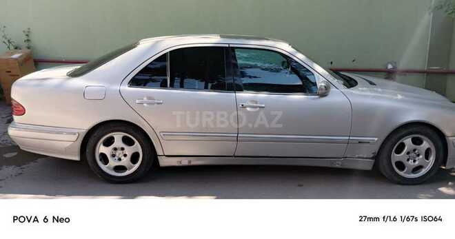 Mercedes E 240 2000, 394,000 km - 2.6 l - Bakı