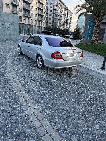 Mercedes E 350 2007, 250,000 km - 3.5 l - Bakı