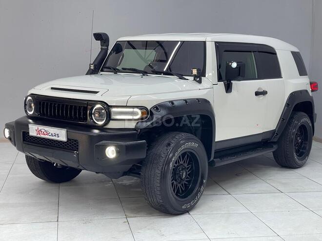 Toyota FJ Cruiser 2009, 244,200 km - 4.0 л - Sumqayıt