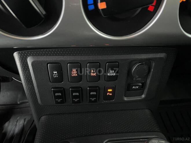 Toyota FJ Cruiser 2009, 244,200 km - 4.0 л - Sumqayıt
