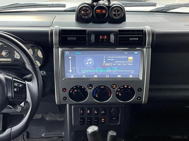 Toyota FJ Cruiser 2009, 244,200 km - 4.0 л - Sumqayıt