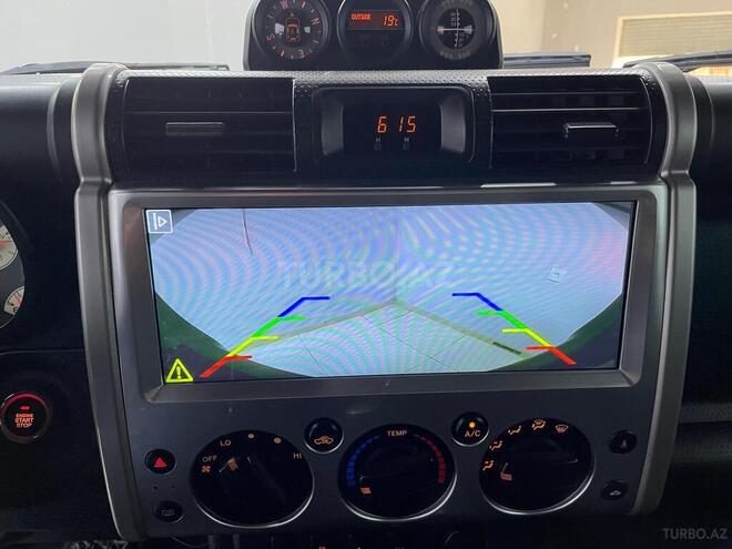 Toyota FJ Cruiser 2009, 244,200 km - 4.0 л - Sumqayıt