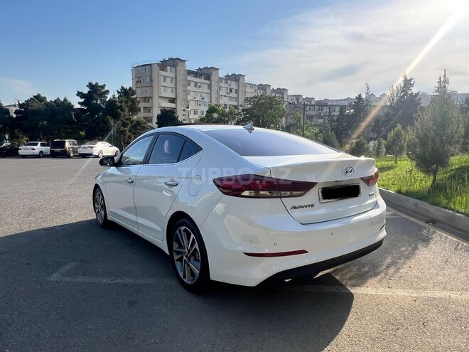 Hyundai Avante 2015, 155,000 km - 1.6 l - Bakı