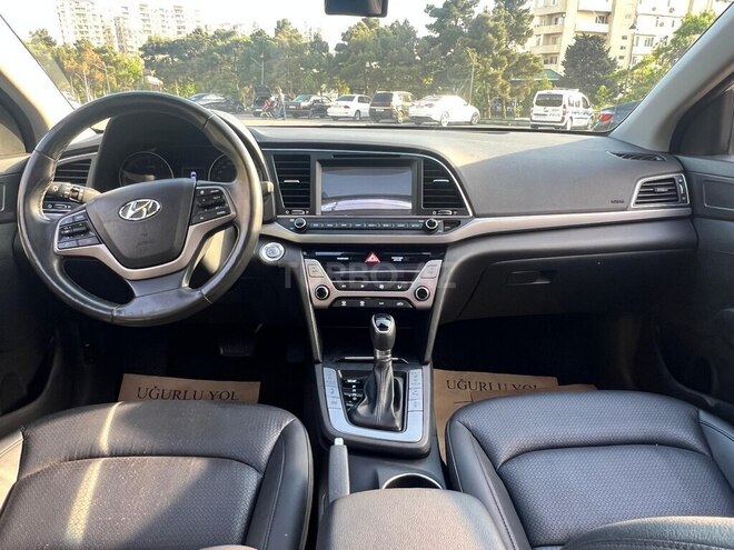 Hyundai Avante 2015, 155,000 km - 1.6 l - Bakı