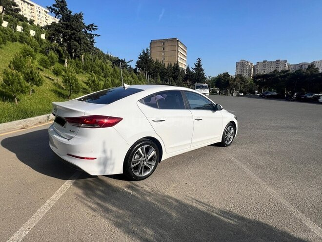 Hyundai Avante 2015, 155,000 km - 1.6 l - Bakı