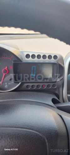 Chevrolet Aveo-13