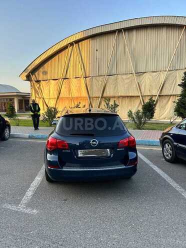 Opel Astra 2011, 220,000 km - 1.4 l - Sumqayıt