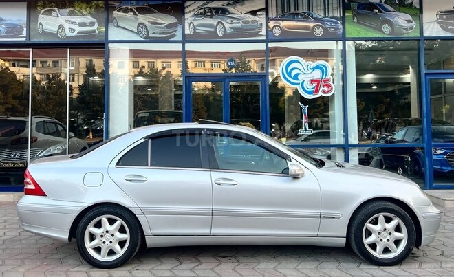 Mercedes C 240 2001, 217,000 km - 2.4 l - Sumqayıt