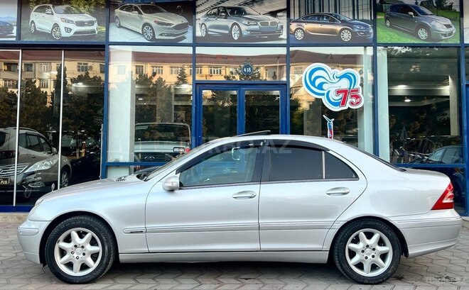 Mercedes C 240 2001, 217,000 km - 2.4 l - Sumqayıt