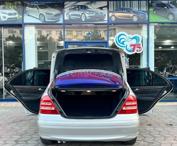 Mercedes C 240 2001, 217,000 km - 2.4 l - Sumqayıt