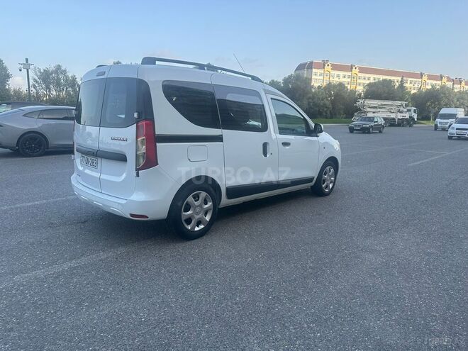 Renault Dokker 2014, 200,000 km - 1.6 l - Bakı