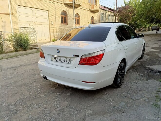 BMW 520 2007, 219,000 km - 2.0 l - Gəncə