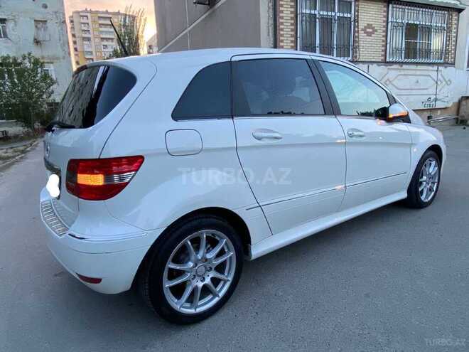 Mercedes B 180 2011, 126,000 km - 1.7 л - Sumqayıt