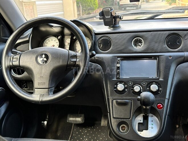 Mitsubishi Airtrek 2003, 325,000 km - 2.0 l - Sumqayıt