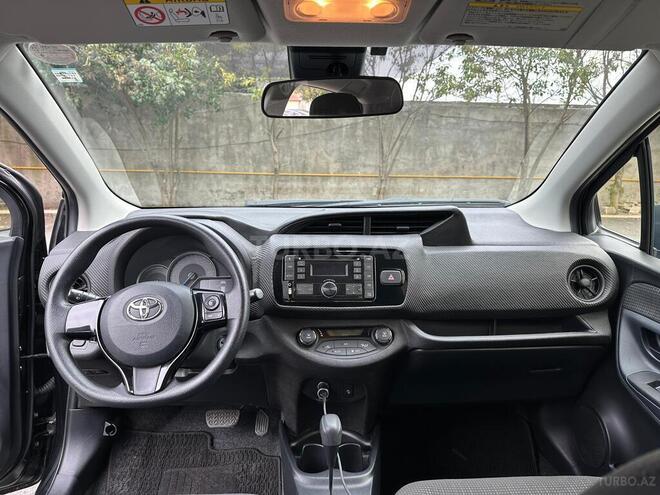 Toyota Vitz 2017, 39,500 km - 1.5 l - Bakı