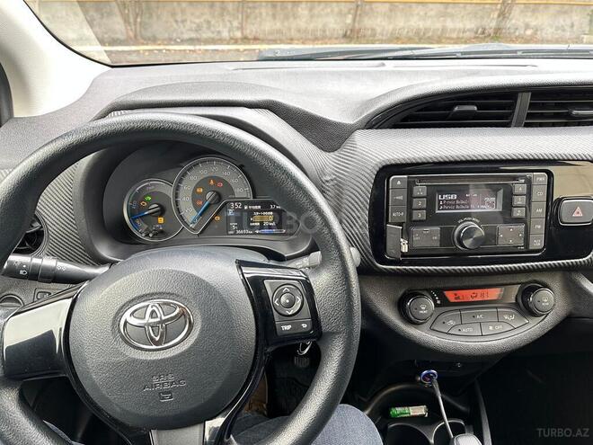 Toyota Vitz 2017, 39,500 km - 1.5 l - Bakı