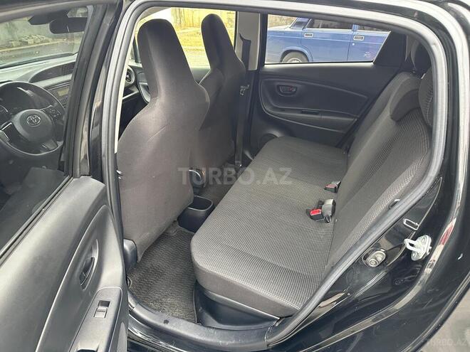 Toyota Vitz 2017, 39,500 km - 1.5 l - Bakı
