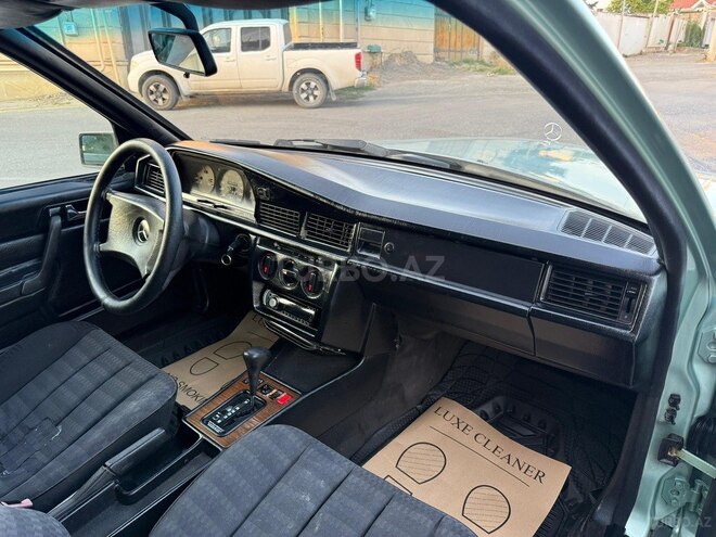 Mercedes 190 1991, 280,000 km - 2.0 л - Bakı