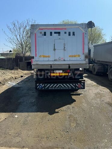 Mercedes Axor 1843 2007, 450,000 km - 12.0 l - Bakı