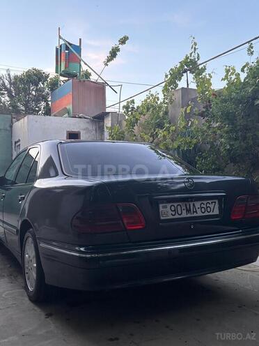Mercedes E 220 d 1999, 415,353 km - 2.2 l - Bakı