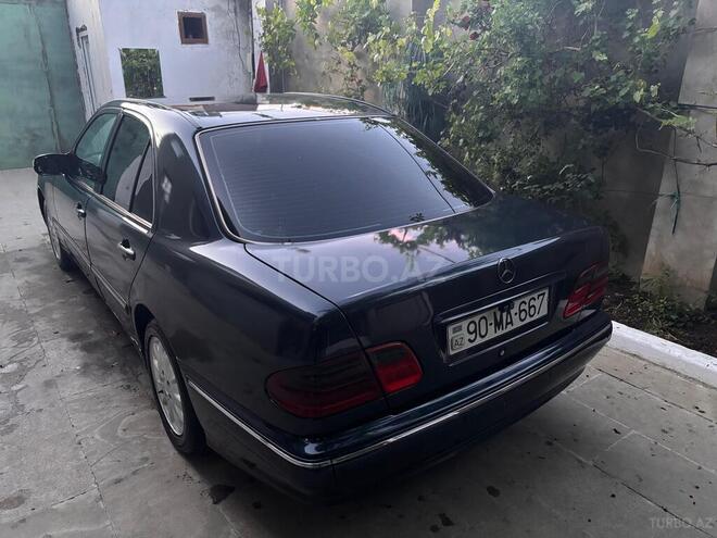 Mercedes E 220 d 1999, 415,353 km - 2.2 l - Bakı