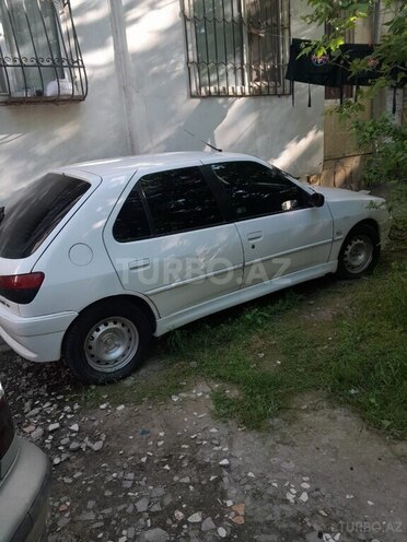Peugeot  1999, 350,000 km - 1.4 l - Bakı