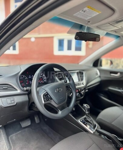 Hyundai Accent 2018, 66,000 km - 1.6 l - Bakı