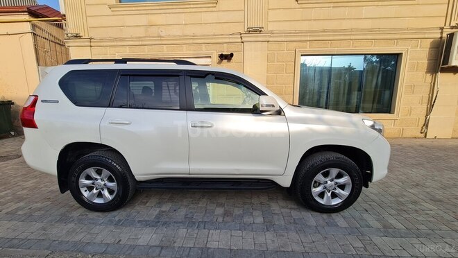 Toyota Land Cruiser Prado 2013, 178,000 km - 2.7 л - Bakı