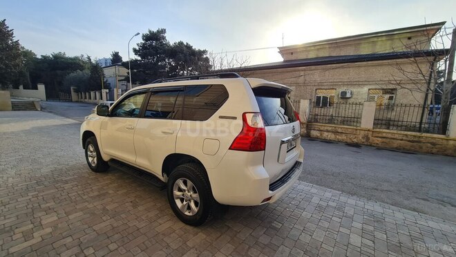Toyota Land Cruiser Prado 2013, 178,000 km - 2.7 л - Bakı