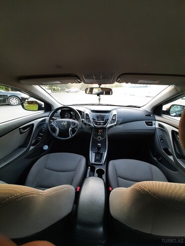 Hyundai Elantra 2015, 238,000 km - 1.8 l - Şəmkir