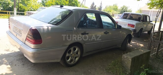 Mercedes C 220 1995, 280,000 km - 2.2 l - Lənkəran